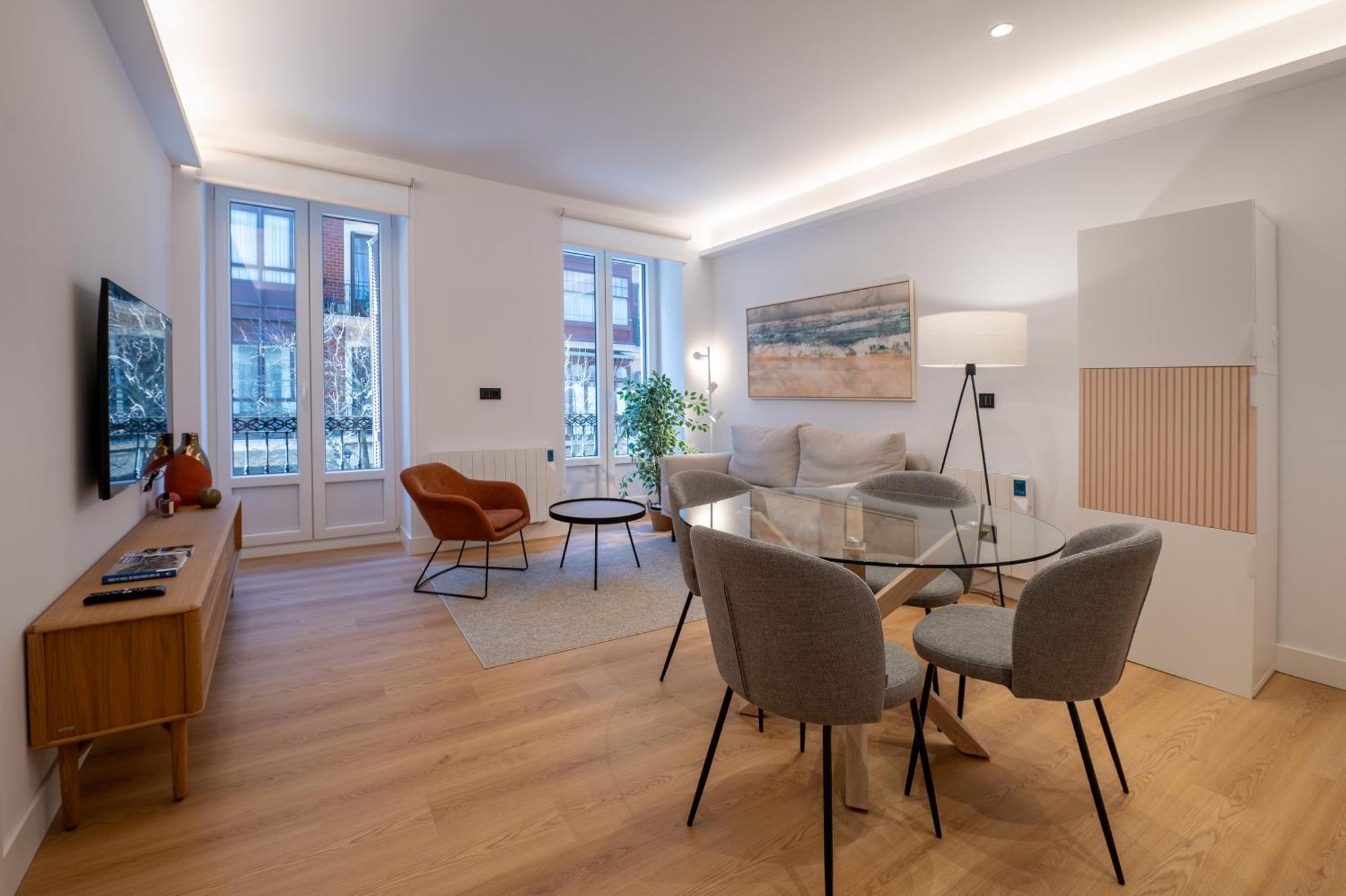 City Center + Parking Free Saint-Sébastien